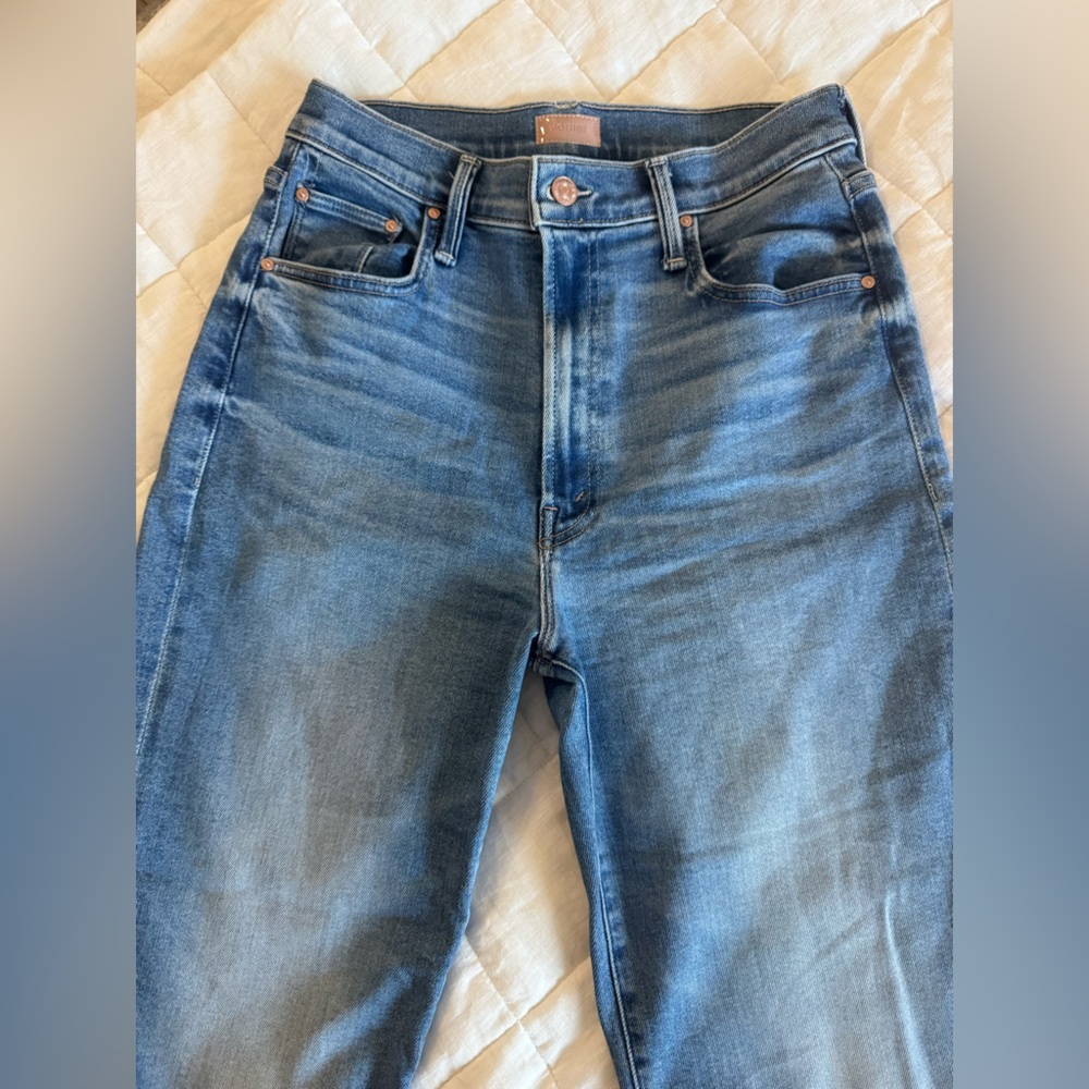 Mother High Waisted Straight Leg Jeans l 28 - Picture 6 of 11